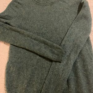 Beautiful cashmere sweater